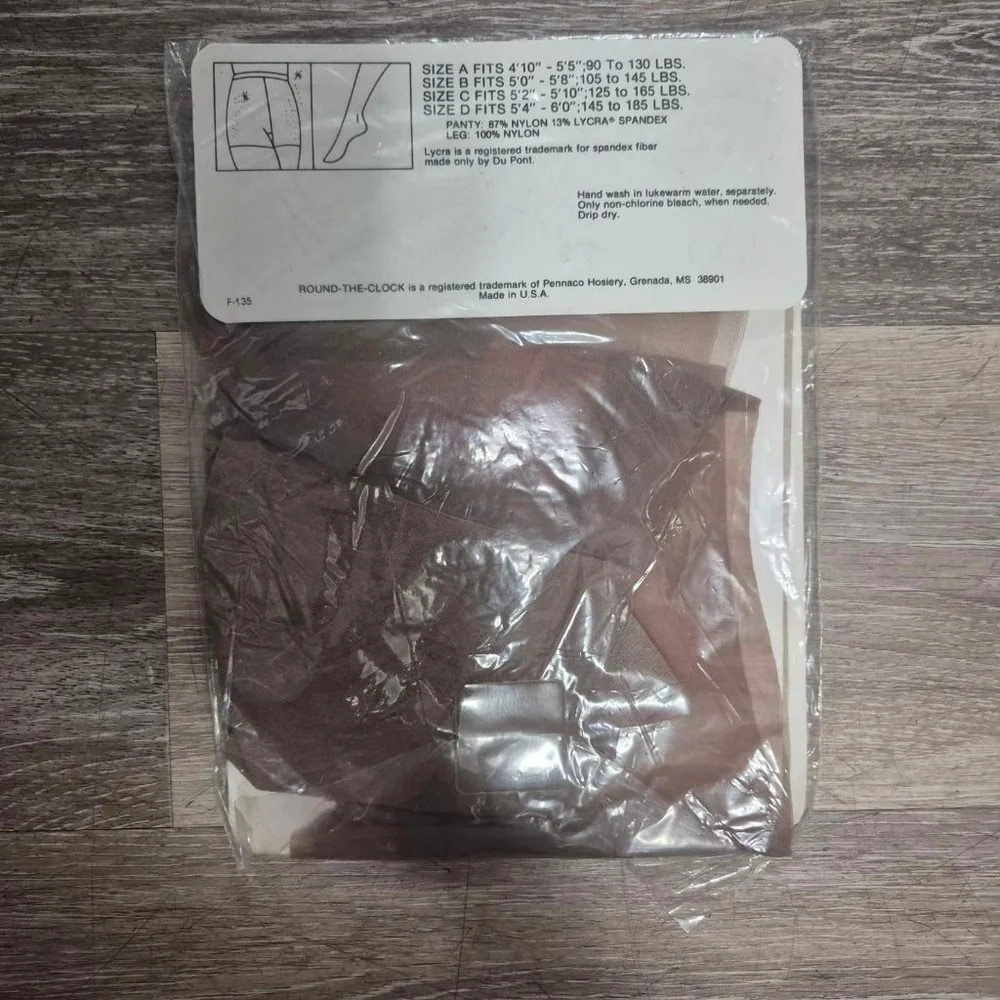 Women's Round the Clock Pantyhose Size‎ C Taupe